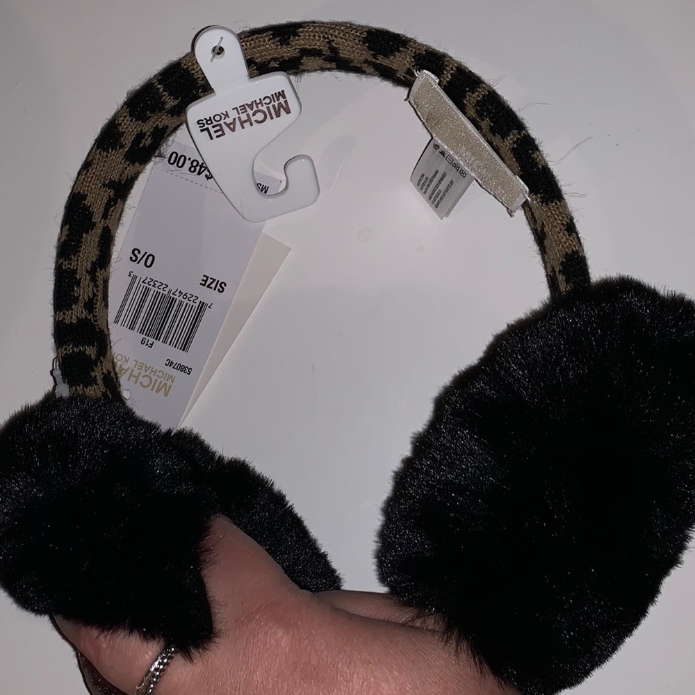 NWT Michael Kors Leopard Earmuff